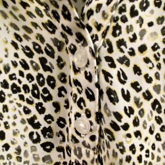 Women’s Banana Republic shirt blouse top medium animal print lightweight multi - Picture 7 of 7